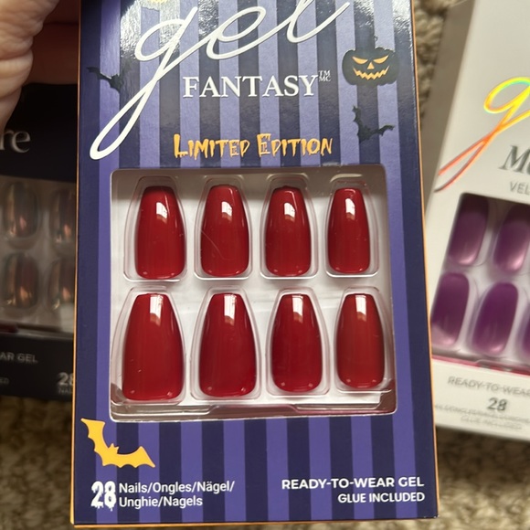 New! Kiss Press-On Nails! - Picture 6 of 7